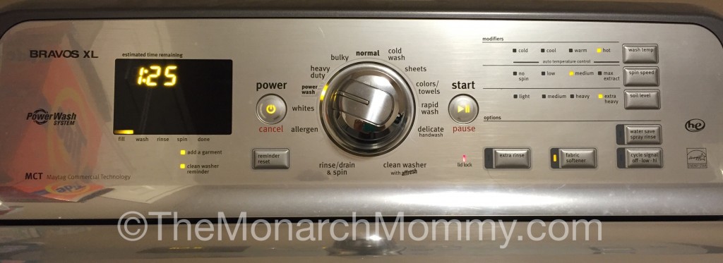 How The Monarch Mommy Washes Cloth DIapers